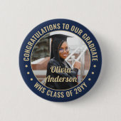 任意の文字卒業写真おめでとうネイビーブルー金ゴールド 缶バッジ (正面)