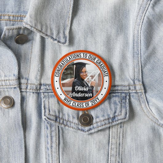 任意の文字卒業写真オレンジ色の白黒 缶バッジ (インサイチュ)