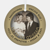 任意の文字1フォトゴールデン結婚50周年 ガラスオーナメント (裏面)