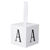 任意の文字 | 白黒またはDIYカラー キューブオーナメント (正面アングル)