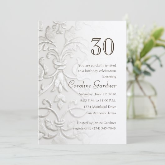 任意の番号誕生日招待状「エンボス」ダマスク 招待状 (スタンド正面)