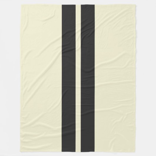 任意の色の背景と黒のカーレースストライプ フリースブランケット (正面)
