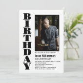 任意モダンの年齢の白黒写真の誕生日パーティー 招待状 (スタンド正面)