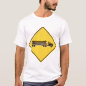 伐採トラック警告標識 運輸 道路安全 Tシャツ (正面)