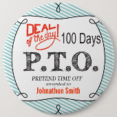 休おもしろい暇のふりをして昇進おめでとう 缶バッジ (正面)