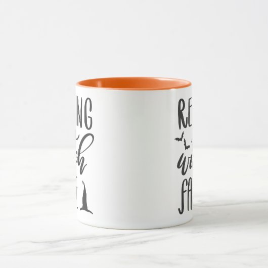 休息の魔法使いの顔 マグカップ (中央)