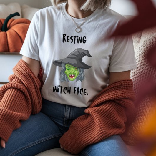 休息ウィッチ顔面白いハロウィーン引用文Tシャツ Tシャツ