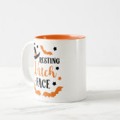 休息ウィッチ顔 ツートーンマグカップ (正面左)