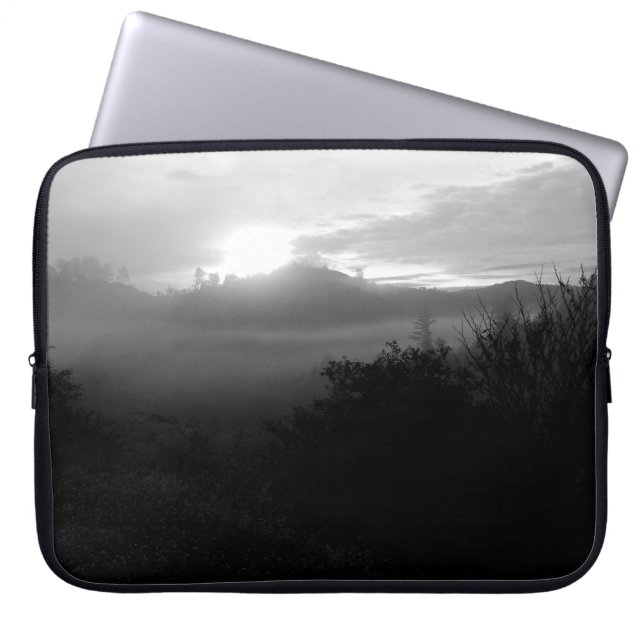 休憩….. ラップトップスリーブ (正面)