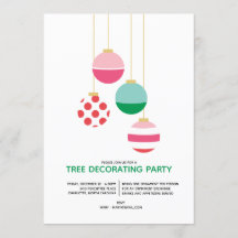 休日のパーティを飾るプレッピーなオーナメントの木