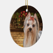 休日のヨークシャーテリアのオーナメント セラミックオーナメント (右)