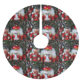 休日の背景を持つナツクラッカー ブラッシュドポリエステルツリースカート