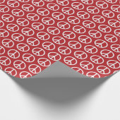 休日の赤のピースサイン ラッピングペーパー (角)