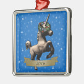 "休日ユニコーン"のクリスマスのオーナメントw/Year (SqBl) メタルオーナメント (左)