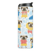 休暇中にかわいいパグ。～に漫画のパグが付いた模様 タンブラー (回転左)