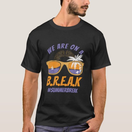 休暇中の教師メガネサマーのTシャツ Tシャツ (正面)