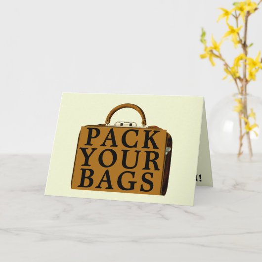 休暇旅行のアナウンスヴィンテージトランクテンプレート カード (黄色い花)