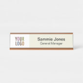 会社のカスタムロゴを使用した名前の変更プレート デスクネームプレート (正面)