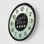 会社のグミニマルリーングラデーショングリッターロゴ ラージ壁時計 (傾斜)