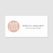 会社のロゴと従業員の追加 名札 (正面)