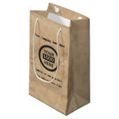 会社のロゴと情報 |茶色の背景オン スモールペーパーバッグ (正面アングル)