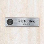 会社のロゴオフィスのドアの看板メタリックルック サインプレート (正面)