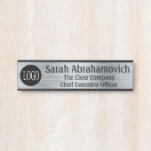 会社のロゴオフィスのドアの署名の長い名前 サインプレート (正面)