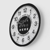 会社ロゴグレーの銀の名標   ラージ壁時計 (傾斜)