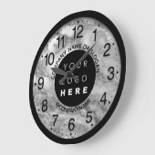 会社ロゴシルバーグレー大理石名スローガン ラージ壁時計 (傾斜)