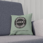 会社ロゴDIYビジネススワッグショールームSage Green クッション<br><div class="desc">上記の「パーソナライズ」ボタンを使用して、会社のロゴとブランドのアイデンティティを、あなたのウェブサイトのアドレスまたはスローガンに追加すクリックる。これらのブランド可能な装飾用クッション広告は、従業員が使用し、スワッグとして二重にビジネスを企業の行うことができる。他の色とサイズで利用可能。最小発注数量なし、設定手数料なし。既存または新規のビジネスを希望する数または少なく注文する</div>