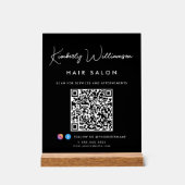 会社名シグネチャースクリプトQRコードブラック アクリルサイン (正面)