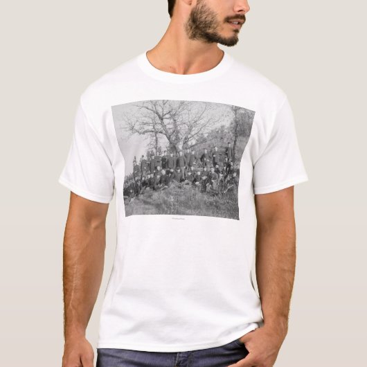 会社CのFort Meadeの第3米国の歩兵 Tシャツ (正面)