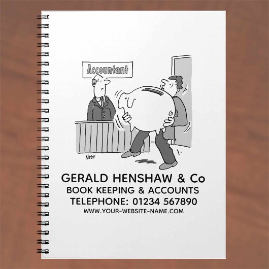 会計士が巨大な貯金箱を受け取る ノートブック