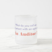 会計検査官のコーヒーか茶マグ フロストグラスマグカップ (中央)