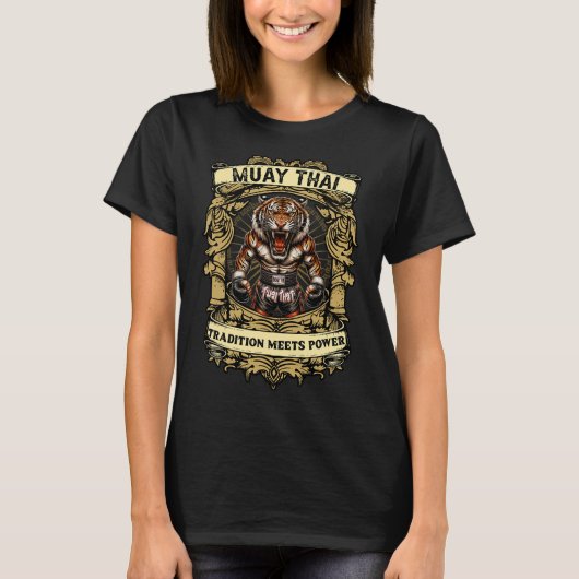 伝統と力の融合 - キックボクシングとムエタイF Tシャツ (正面)