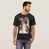 伝統的なアラブの鷹狩り Tシャツ (正面フル)