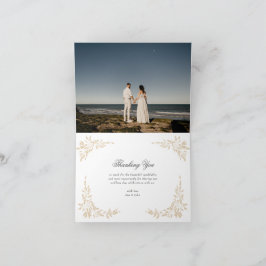 伝統的なモノグラムクレスト クラシック エレガント ウェディング サンキューカード