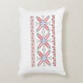 伝統的なルーマニアの民芸のモチーフルーマニア2 アクセントクッション (正面(垂直))