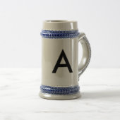 伝統的な陶器のビールジョッキ ビールジョッキ (正面右)