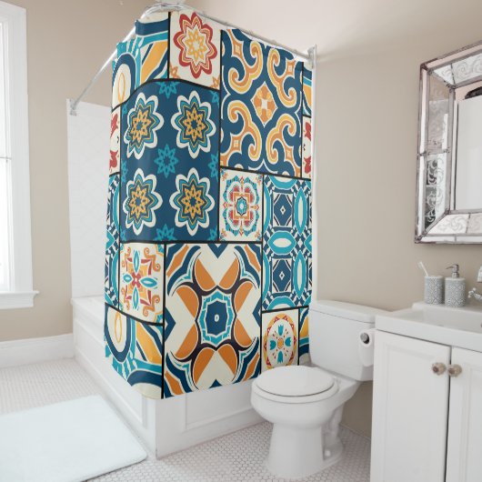 伝統的華美ポルトガルの装飾色 シャワーカーテン (インサイチュ)