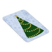 伝統的雪の上のクリスマスツリー マグネット (右側)