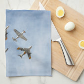伝統- P-51 Mustang,F-86-F Saber,F-22A Raptor キッチンタオル (四つ折り)