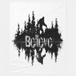 伝説のサスカッチ、ビッグ足レイク反射 フリースブランケット