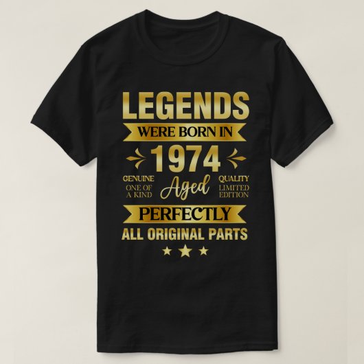 伝説は1974生まれ年の誕生日 Tシャツ (デザイン正面)