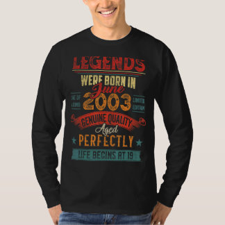 伝説は2003生まれ年6月19歳19歳Bir Tシャツ