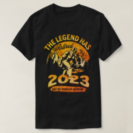 伝説は2023退職したおもしろいbigfoot退職している tシャツ