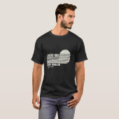 伝説は2025年に引退 引退した私に構うな Tシャツ (正面フル)