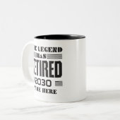 伝説パーソナライズされたが持つ引退退職した ツートーンマグカップ (正面左)