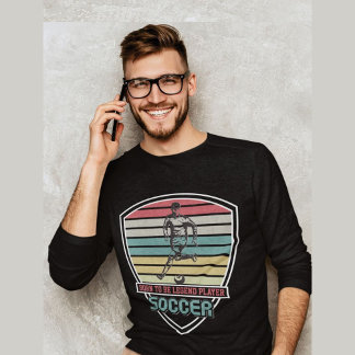 伝説生まれ選手のサッカー Tシャツ