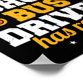 伝説的なスクールバスの運転手が学校を持っ退職したている ポスター (角)